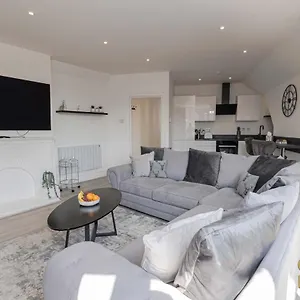 Pearl Penthouse: O2 Academy Proximity With Access , Bournemouth United Kingdom