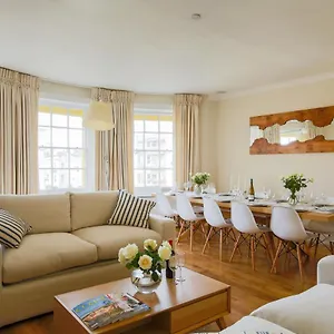 Sea View Maisonette By Myholidaylet , Brighton United Kingdom