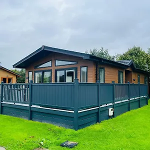  Holiday home Blue Bell With Hot Tub Malton